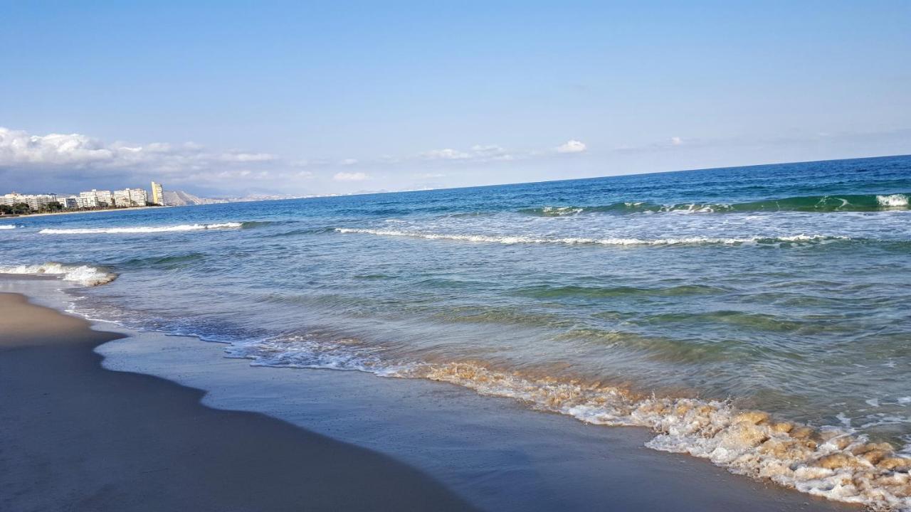 Apartamento A 50 Metros De La Playa Muchavista El Campello Esterno foto