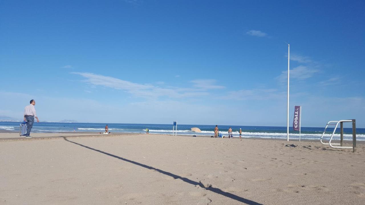 Apartamento A 50 Metros De La Playa Muchavista El Campello Esterno foto