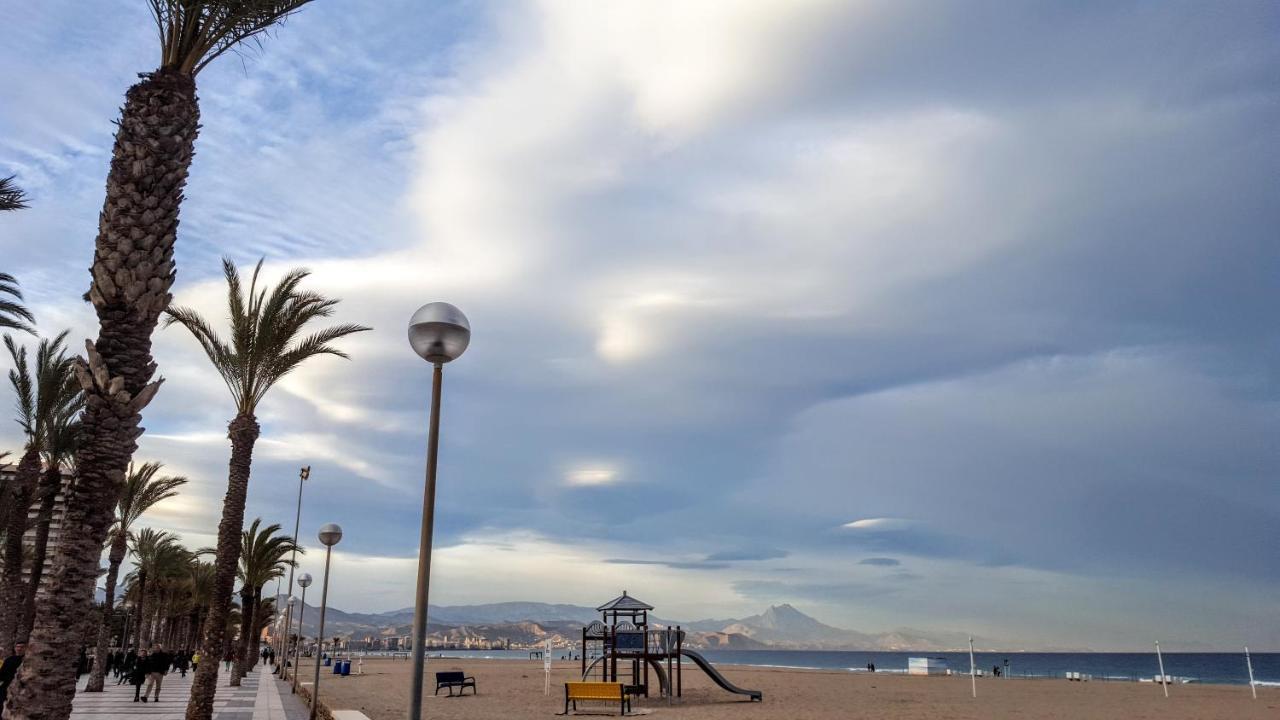 Apartamento A 50 Metros De La Playa Muchavista El Campello Esterno foto